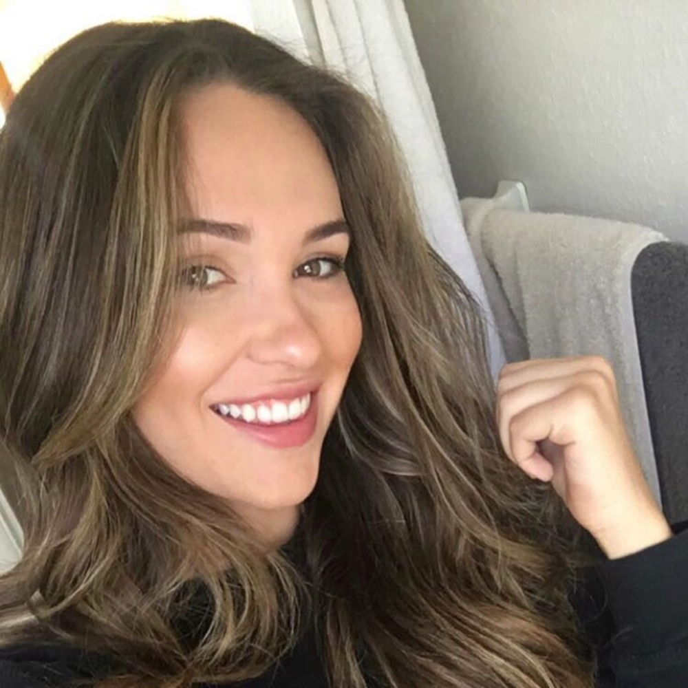 Meet your Posher, Lara